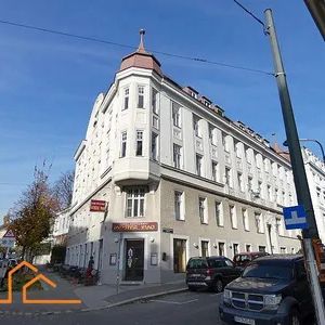 ***SÜDSEITIGE KLASSISCHE ALTBAUWOHNUNG MIT ERKERZIMMER NÄCHST TÜRKENSCHANZPARK*** - Photo 2