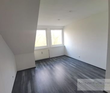 Gemütliche 3-Raum Dachgeschosswohnung in Oberhausen-Lirich - Photo 3