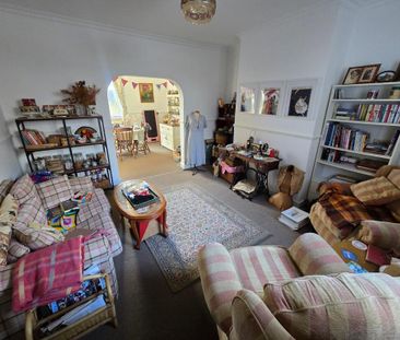 2 bedroom end of terrace house to rent - Photo 1