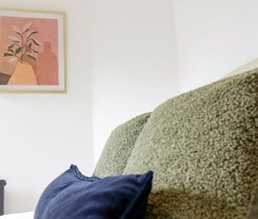 2 bedroom flat to rent - Photo 4