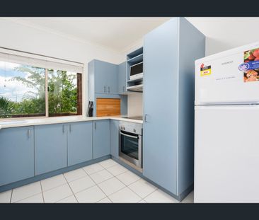 Student Share Accommodation - You cannot get closer to UQ than this! - Photo 1