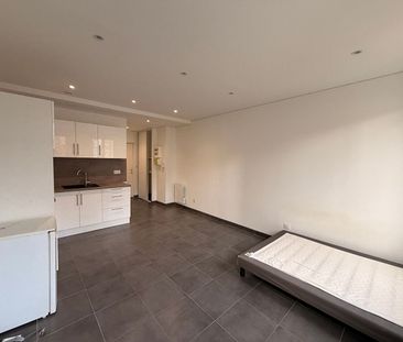 Location Appartement 1 pièce 26m² - Photo 2