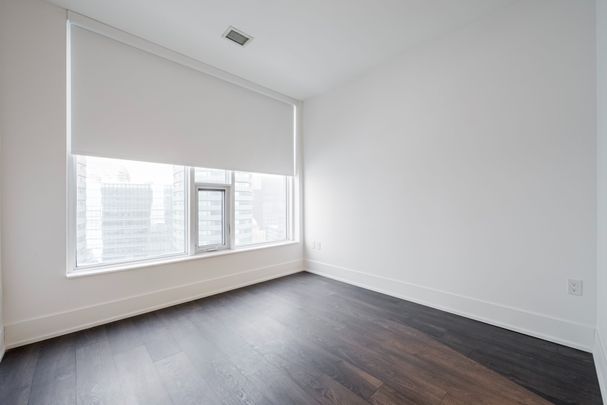 For Lease - 10 York Street Unit# 4913, Toronto, Ontario - Photo 1