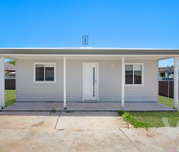 14a Raggatt Crescent, Edgeworth - Photo 3