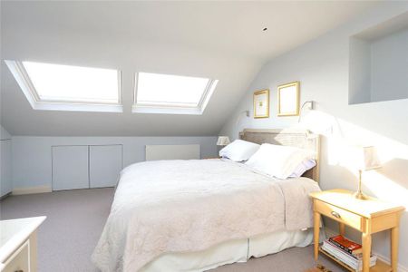 4 bedroom terraced house to rent - Photo 3