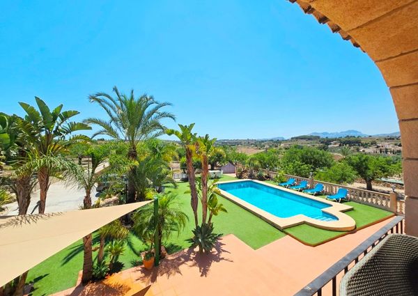 WIDE ESTATE FOR RENT IN TEULADA FOR LONG TERM