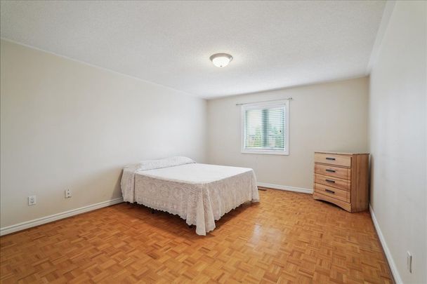 For Lease - 15 Brownlee Avenue, Vaughan, Ontario - Photo 1