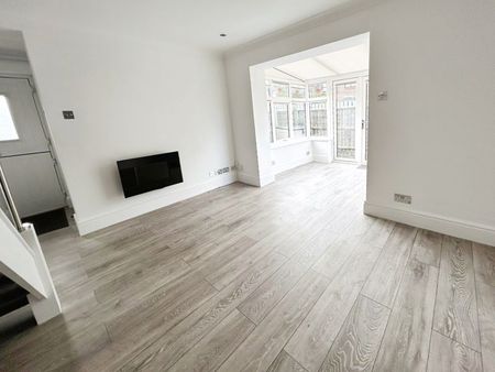 Colborne Close, Poole - Photo 5