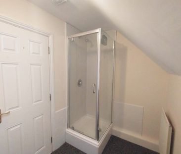 3 Bed Terraced House, Firedrake Croft, CV1 - Photo 5