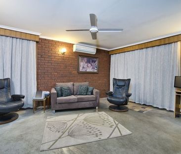 13 Cedar Avenue, Alfredton - Photo 6