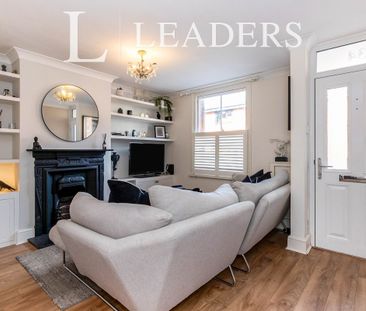 2 bedroom terraced to rent Albert Road, Addlestone, Surrey - Photo 5