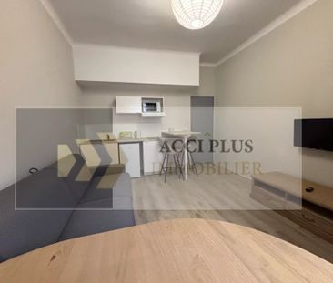 Location Appartement 1 pièce 23m² NIMES 30000 - Photo 2