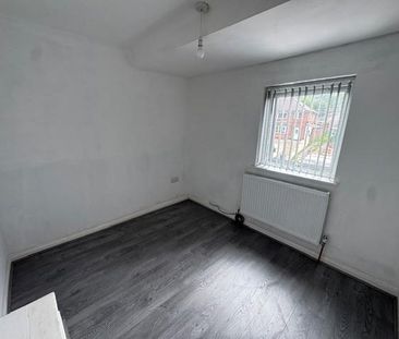 3 bedroom property to rent - Photo 2