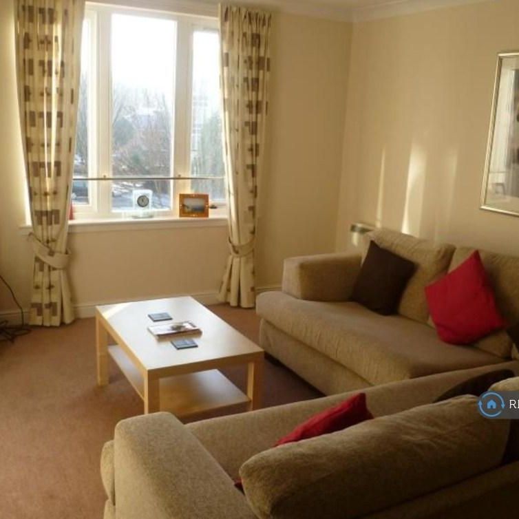 2 bedroom flat to rent - Photo 1