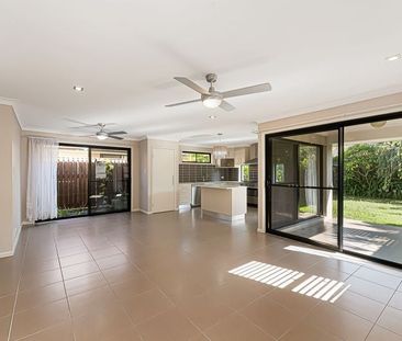 Spacious Family Home with Modern Features! - Photo 1