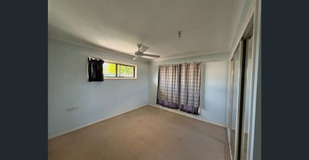 Spacious Family Living in an Ultra-Convenient Location! - Photo 5