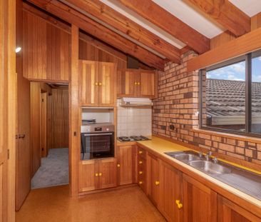 Neat & Tidy unit with River Views - Photo 5