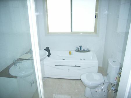 16 Millward Street, Brunswick - Photo 5