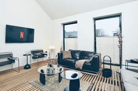 3 Bed Semi-Detached House, London, N17 - Photo 3