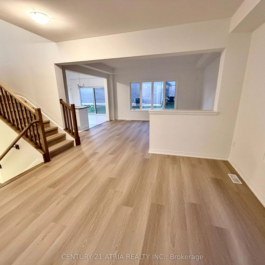 774 Bradford Avenue - Photo 1