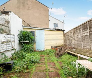 2 bedroom terraced house to rent - Photo 1