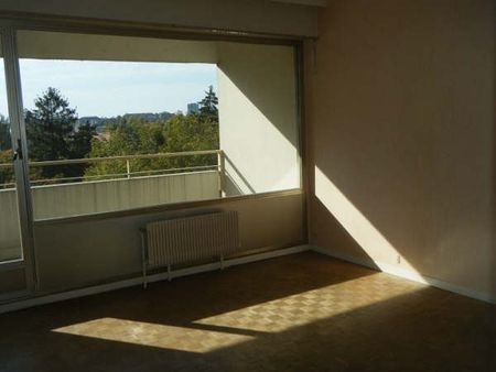 Location Appartement 4 pièces 104m² BESANCON 25000 - Photo 5
