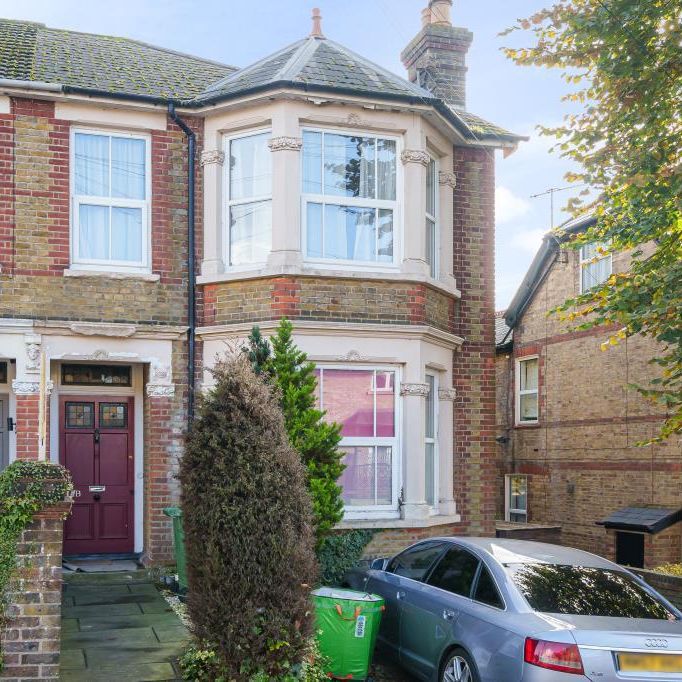 2 bedroom maisonette to rent - Photo 1