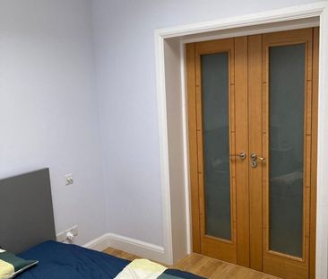 Room in a Shared Flat, King Street, W6 - Photo 2