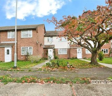 Brambles Farm Drive, Uxbridge, UB10 - Photo 1