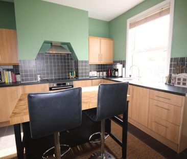 2 bedroom terraced house to rent - Photo 6