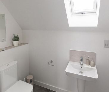 3 bedroom semi-detached house to rent - Photo 6