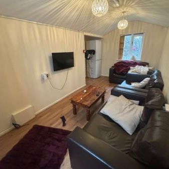 6 Bed Student Home - 75 Wincheap, Canterbury - Photo 1