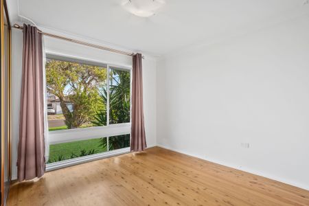 Single Level 3 Bedroom Home - East Side Warilla - Photo 2