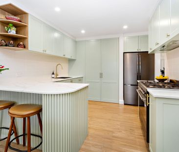 Experience Coastal Luxury at Its Finest! - Photo 2