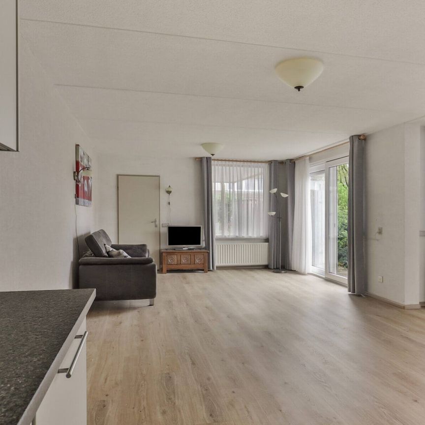 Barendrechtstraat, Tilburg, Nederland - Photo 1