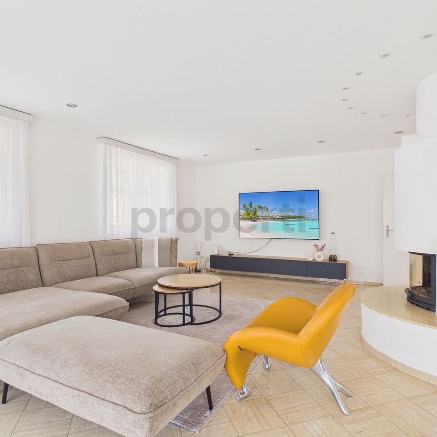 Spacious 4.5-room penthouse apartment with spacious terrace in St. Margrethen - Photo 1