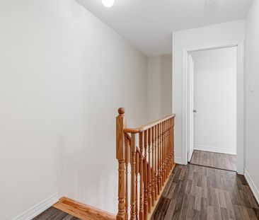 For Lease - 11 Roy Grove Way, Markham, Ontario - Photo 2