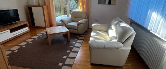 Großzügig geschníttene Wohnung mit Garten in ruhiger Toplage - Foto 1