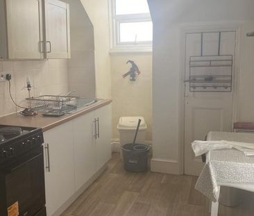 7 bedroom terraced house to rent - Photo 6