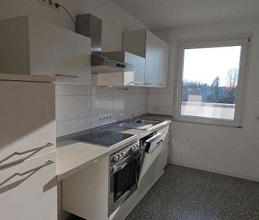 Helle 3-Zimmer-Wohnung mit Balkon, EBK und Grünblick in Bochum - Photo 4