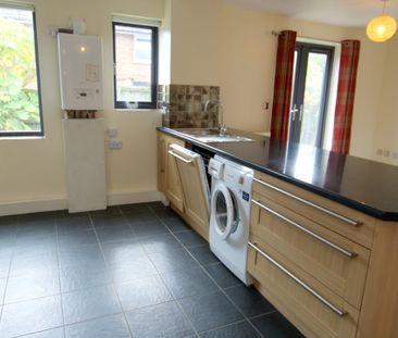 37 Griffiths Avenue, CHELTENHAM GL517AZ - Photo 6