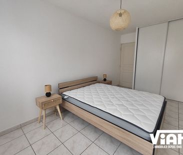 T2 MEUBLE PROCHE PLACE DES CARMES - Photo 5