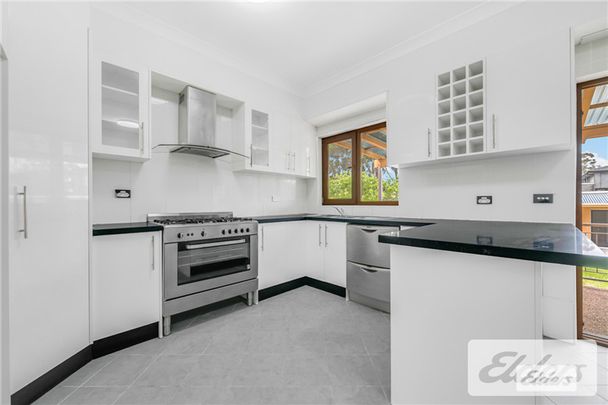 115 Flushcombe Road - Photo 1