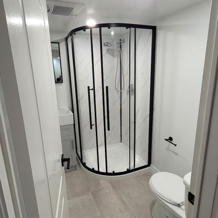 For Lease - 51 Rocksprings Avenue Unit# Lower, Richmond Hill, Ontario - Photo 4