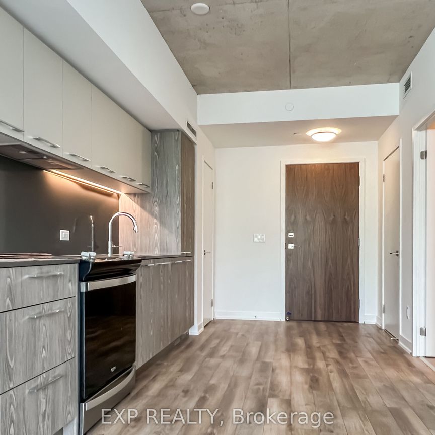 Riverside Square Lofts 15-45 , #706 - Photo 1