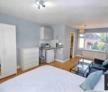 House share to rent - Photo 3