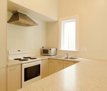 82 Glenmore Street, Kelburn - Photo 6