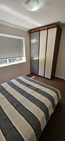 South Perth - Photo 4