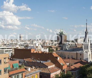 Apartamento de alquiler en Trafalgar - Photo 3