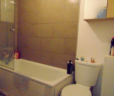 3 bedroom ground floor flat to rent - Photo 1